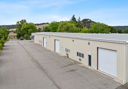 10,000 SF Industrial Building w/ Secured Yard