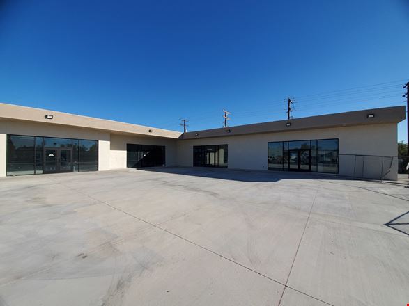 Hard Corner Retail Center