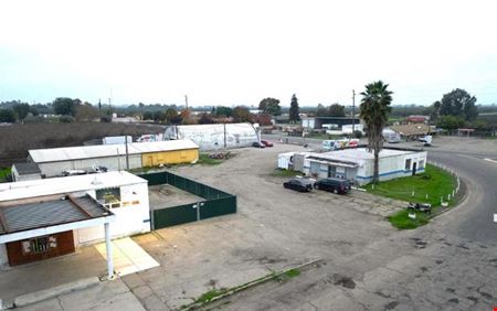 Prime Commercial Corner in Dos Palos