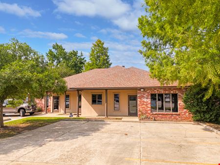Office space for Sale at Standalone Office in Cul-De-Sac off Bluebonnet Blvd in Baton Rouge