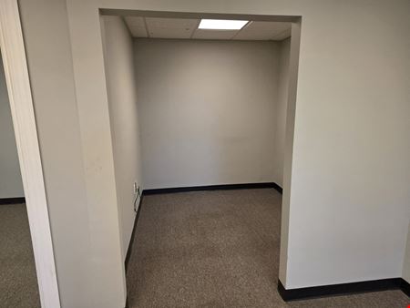 Contractor's Business Park: 1800sf Flex Condo for Sale or Lease