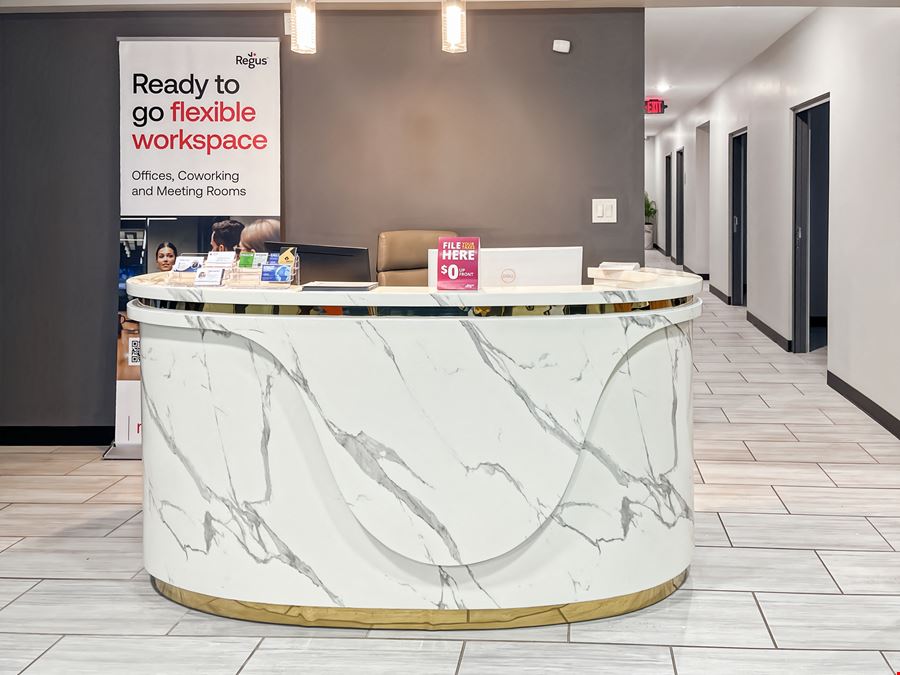 Regus - Bedford - Airport Freeway