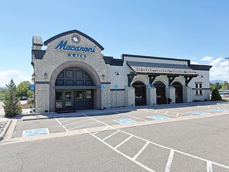 Former Macaroni Grill Available