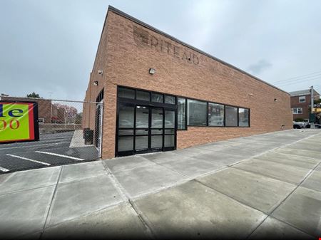 Retail space for Rent at 911 Morris Park Ave in Bronx