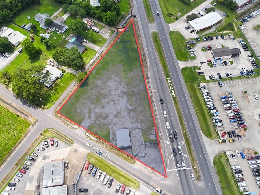 Three-Corner Commercial Parcel on Airline Hwy