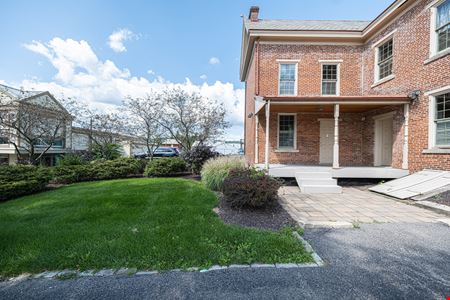 323 S Main St