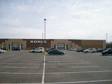 Retail space for Rent at Grand Plaza in Deer Park