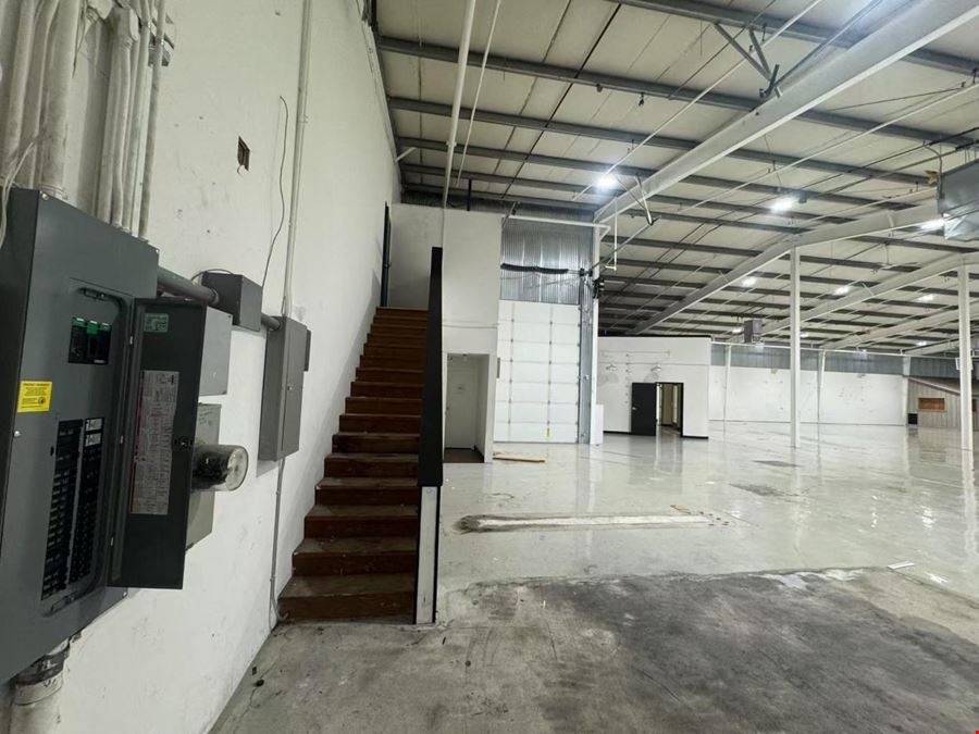 Puyallup Prime Location Warehouse For Lease