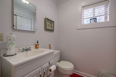 212 N McKinley