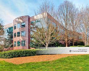 1400 Crescent Green Drive