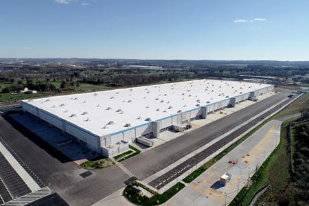 Industrial space for Rent at 5125 Commerce Drive in York