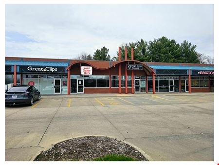 Retail space for Rent at Ashworth Plaza in West Des Moines