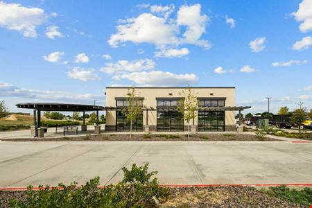806 Salida Way