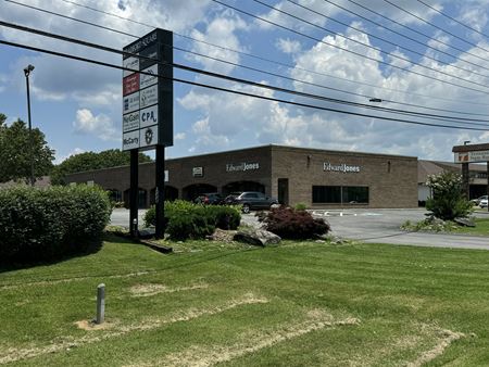 Retail space for Rent at 630 Dolly Parton Pkwy, Retail/Office in Sevierville