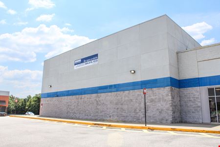 Commercial space at 555 Haywood Rd in Greenville