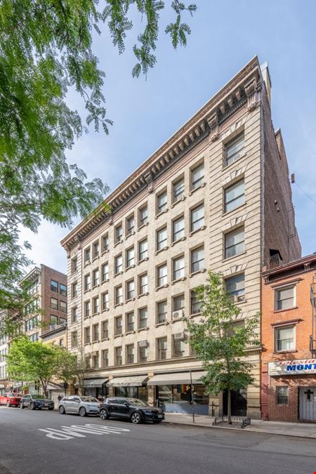 114 W 17th St #1