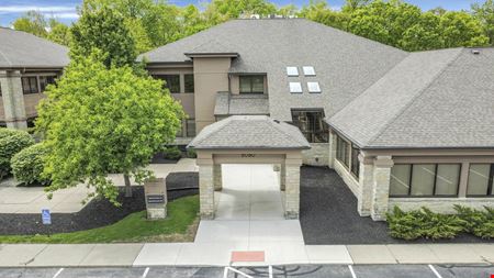 8080 Ravines Edge Ct