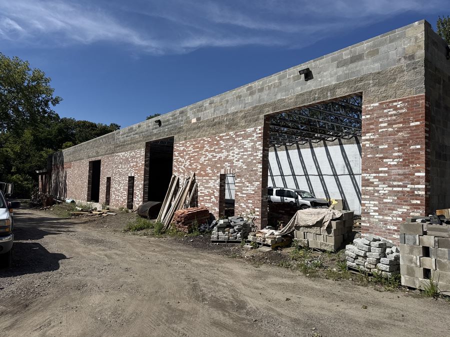 Warehouse/Distribution Center