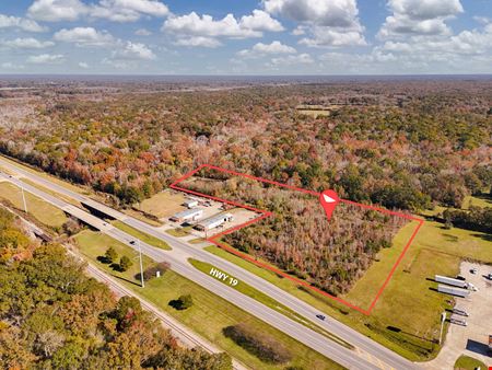 ±13.35 Acres With Frontage on Hwy 19