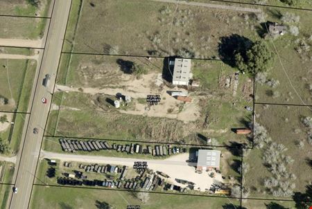 Industrial space for Sale at 4,050 SF Metal Warehouse on 4.28 Acres – US Hwy 77 in Hallettsville