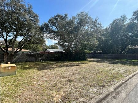VacantLand space for Sale at SANTA ROSA EXECUTIVE PLAZA in Mary Esther