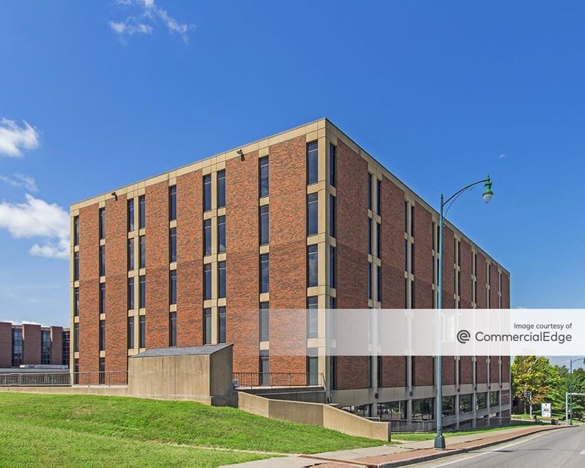 Truman - Forest Professional Building