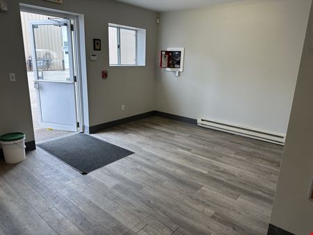 63 Airport Dr # 9