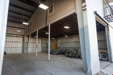 7765 FM 482 - Warehouse