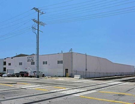 7005 Tujunga Ave