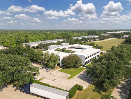 Prime Office Suite in Saint Rose