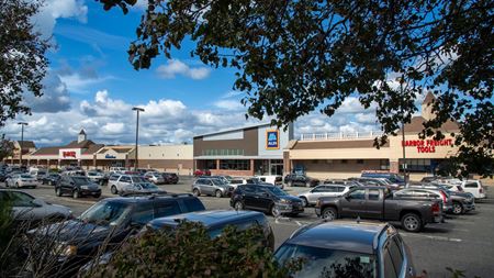 Retail space for Rent at Hempstead Village Commons in Hempstead
