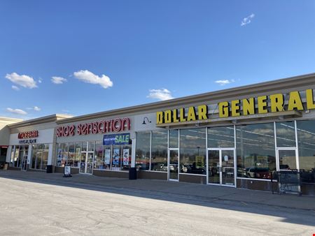 Huck Finn Shopping Center