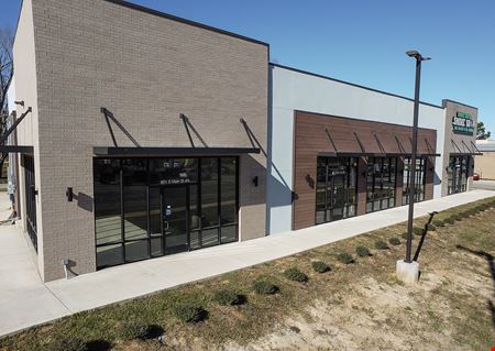 Lindale Plaza