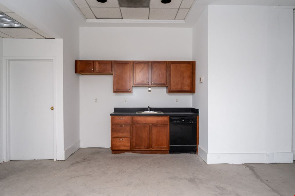2 N Charles St