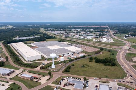 923,801 SF Fulfillment Warehouse & Distribution Center