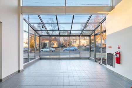 400 W Lancaster Ave