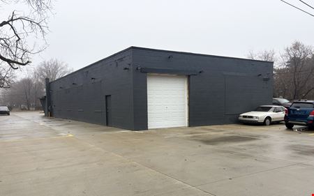 17206 E 13 Mile Rd