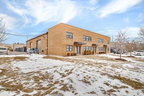 3S340 Rockwell St, Warrenville, IL 60555
