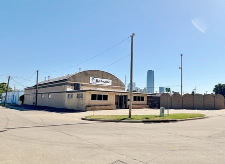 Industrial space for Rent at 927 SW 6th St in Oklahoma City