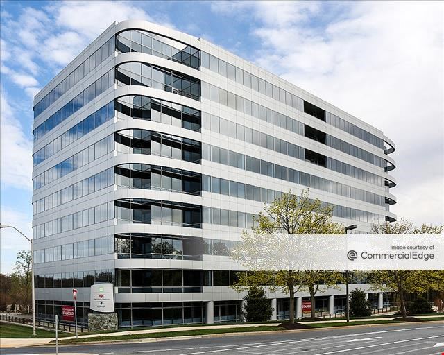 2000 Tower Oaks Blvd