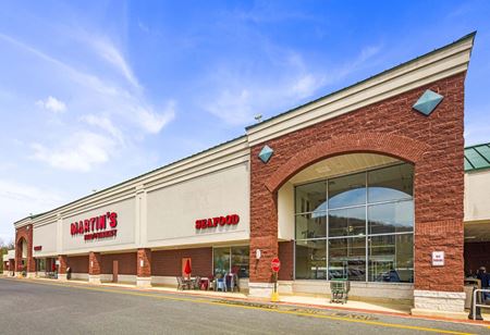 Retail space for Rent at Staunton Plaza in Staunton