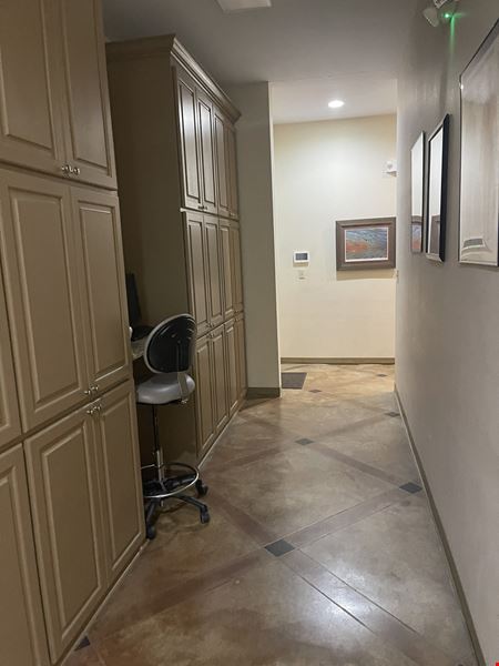 High End Medical Office on Airline Hwy.