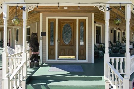 Turnkey Hospitality Opportunity in the Mount Washington Valley
