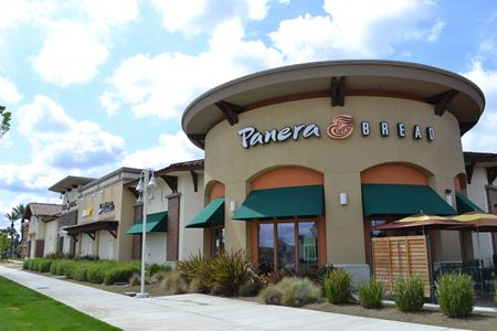 Retail space for Rent at Packwood Creek Center West - Bldg L in Visalia