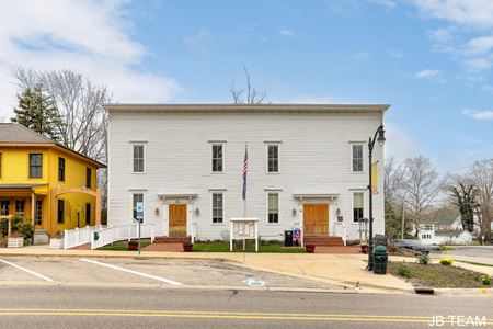 Commercial space at 86 W Center St in Douglas