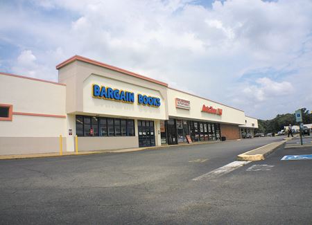 Retail space for Rent at 360 West Shopping Center in Richmond