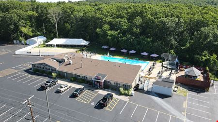 Retail space for Sale at 325 Farnum Pike in Smithfield