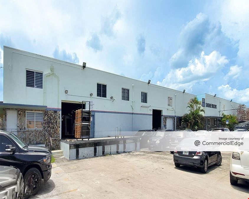 3320 West 17th Court