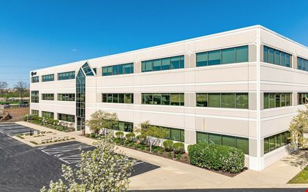 Office space for Rent at 4355 Weaver Pkwy in Warrenville