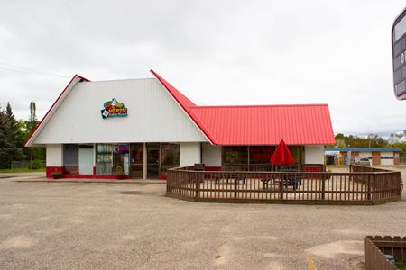 Retail space for Sale at 309 S Bennett St in Rose City